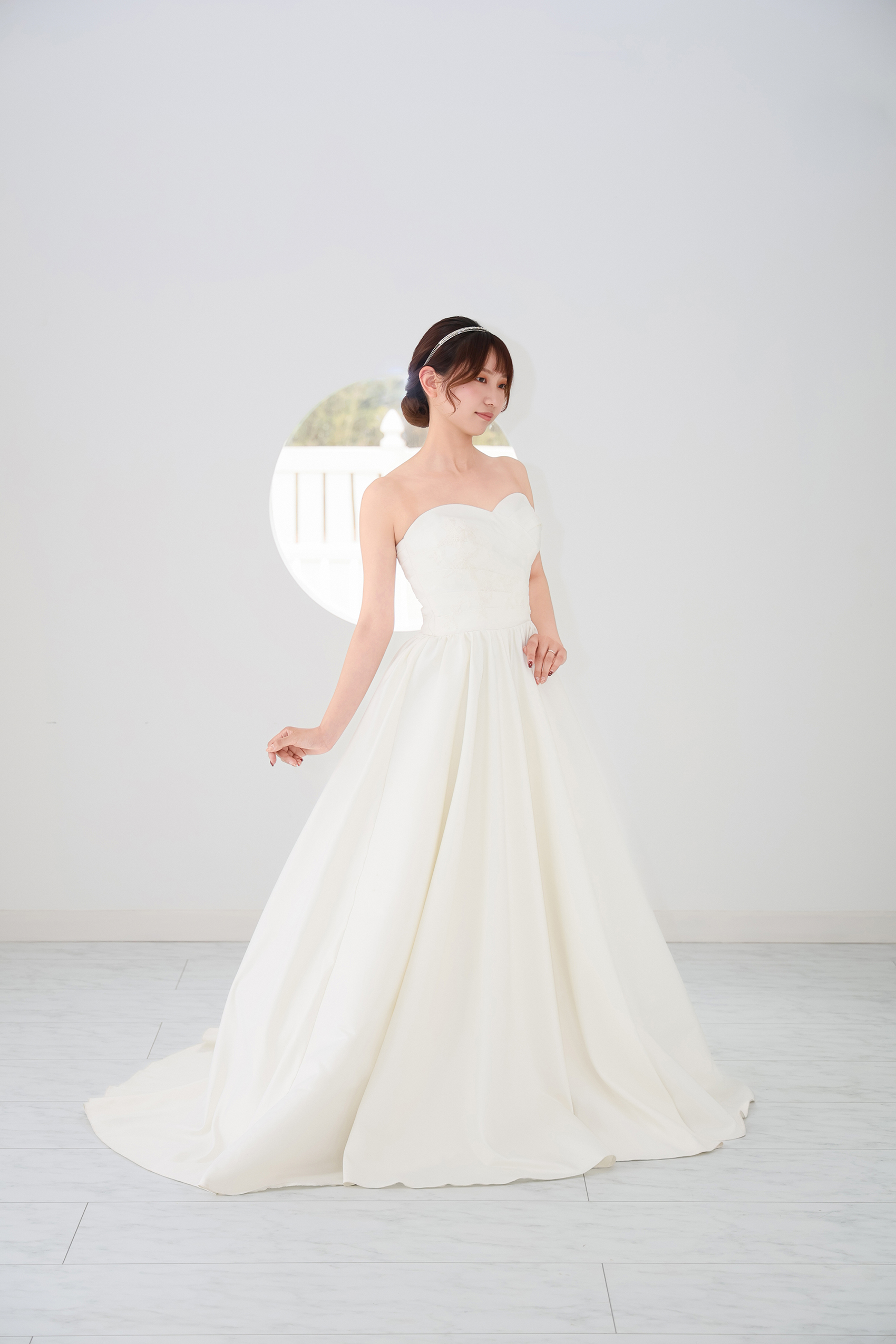 1着で2つの表情♡2WAYウェディングドレス